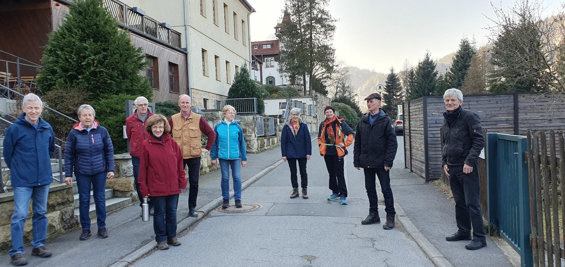 Aufbaurüstzeit 2025 – Friedensburg & Felsengrund Stiftung Aufbaurüstzeit 2025 - Friedensburg & Felsengrund Stiftung